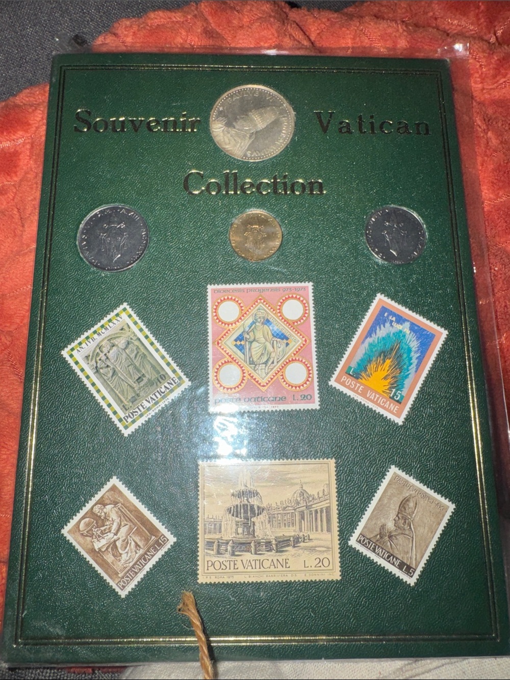 Vintage Rare Religious Numismatic Display Souvenir Vatican Collection Set